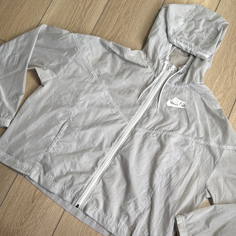 Women’s Nike Gray WindBreaker Zip Up Hooded Jacket Size XL
